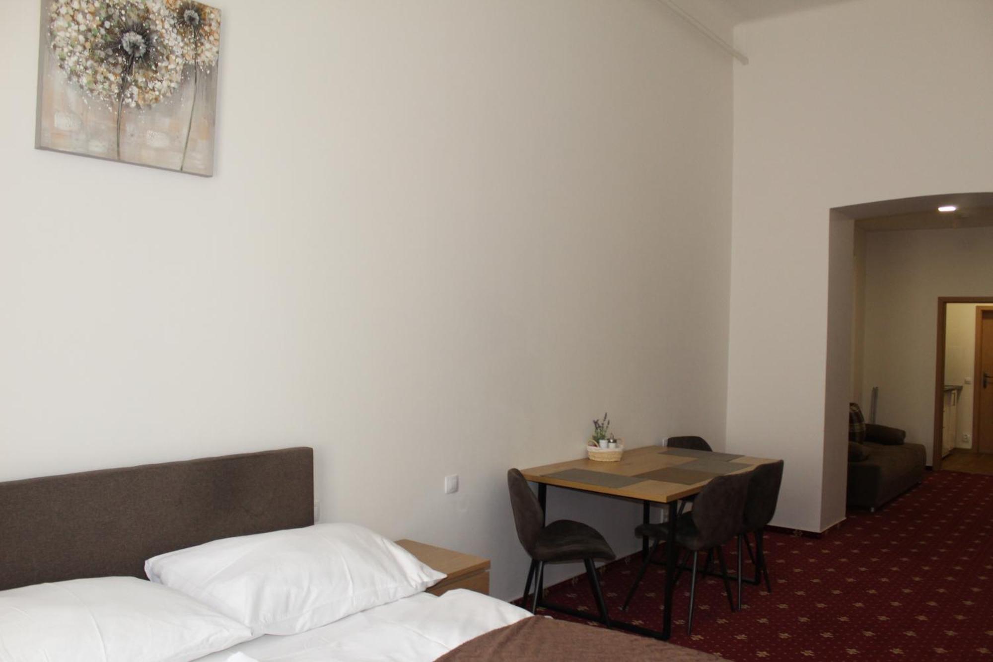 Sokolska Apartment ปราก ภายนอก รูปภาพ