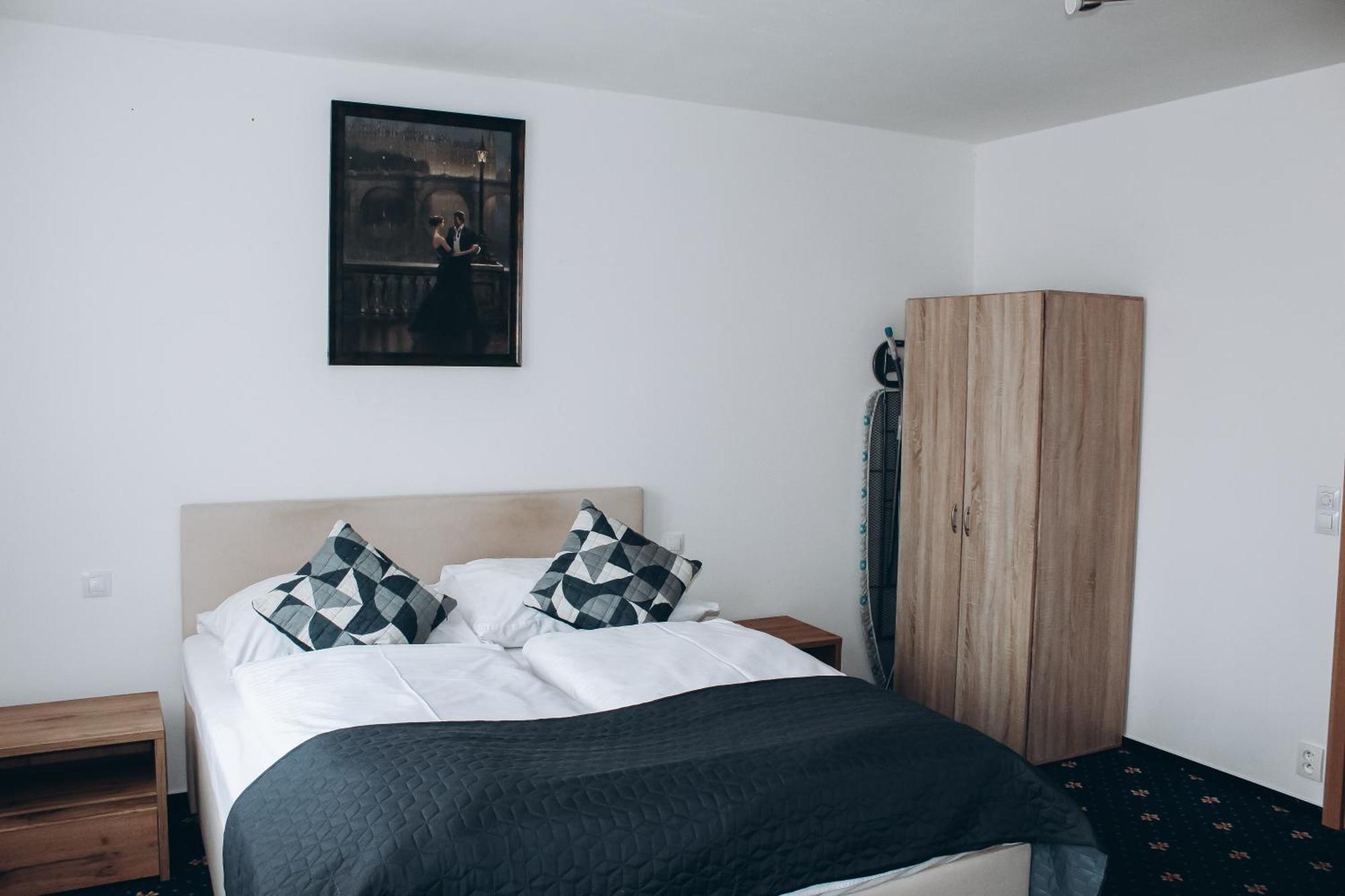 Sokolska Apartment ปราก ภายนอก รูปภาพ