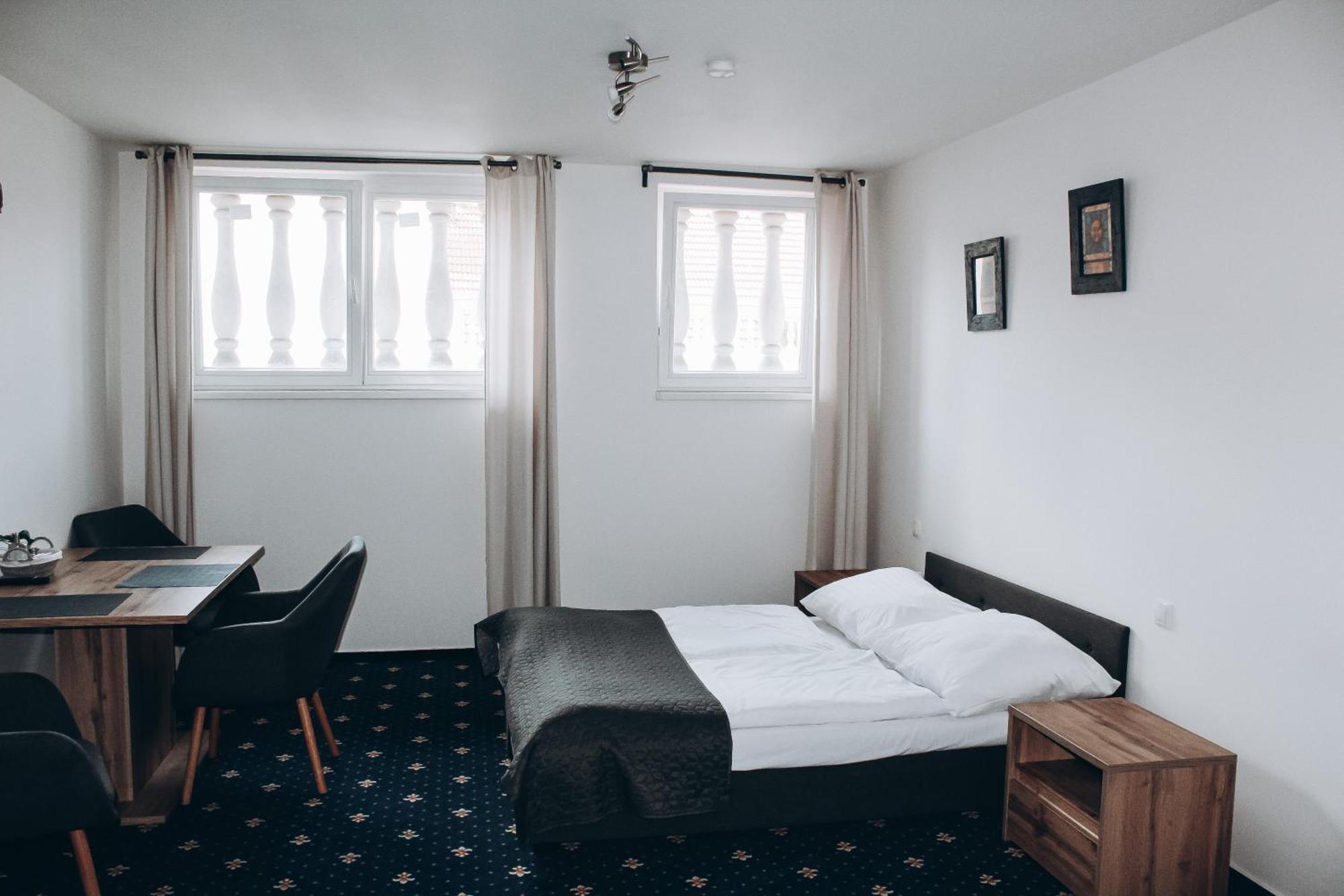 Sokolska Apartment ปราก ภายนอก รูปภาพ